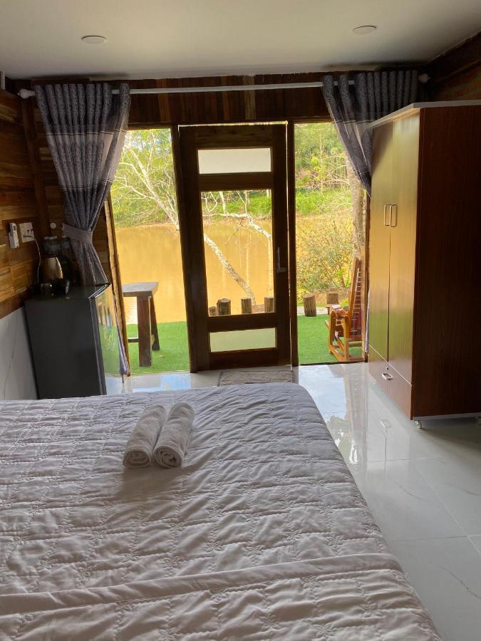 Floor River View Cat Tien Luaran gambar